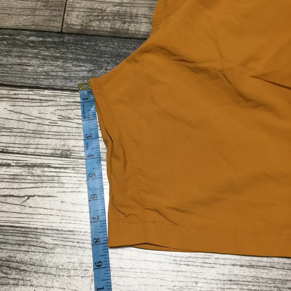 Uniqlo Belted Hiking Cargo Shorts Men’s XL Orange Yellow (Inseam 8)